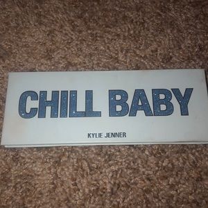 Kylie Jenner Chill Baby Pallette